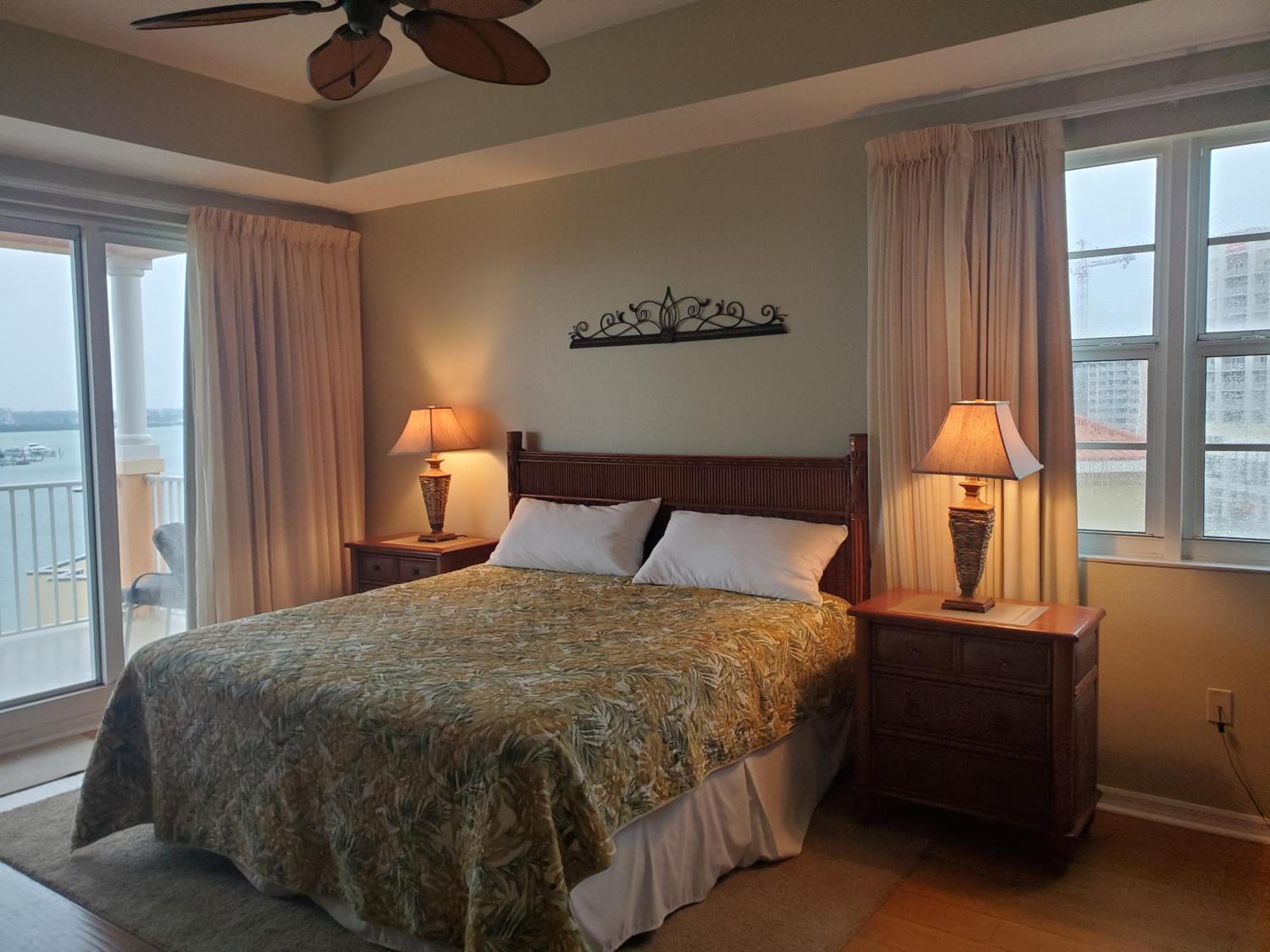 Luxury 5 Star Condominium Water Front 3 Beds 2 Bath Pool Hot-Tub Beach And City Views Clearwater Beach Exterior photo